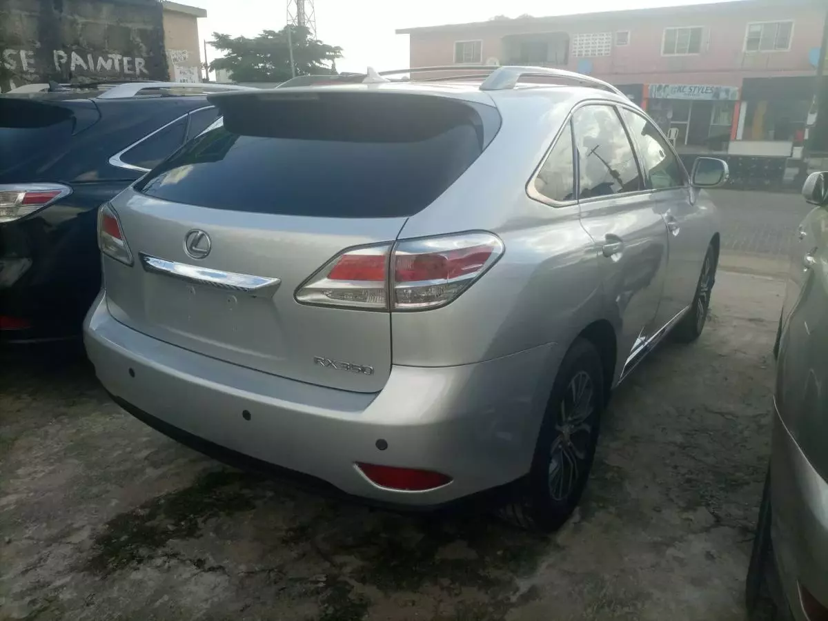 Lexus RX 350   - 2010