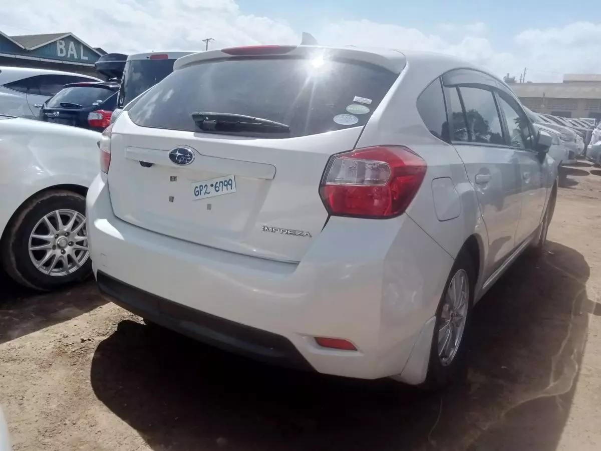 Subaru Impreza   - 2015