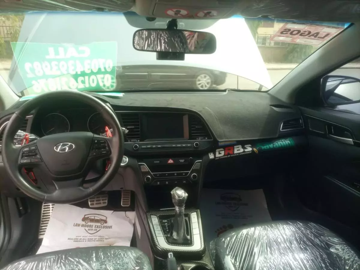 Hyundai Avente - 2016