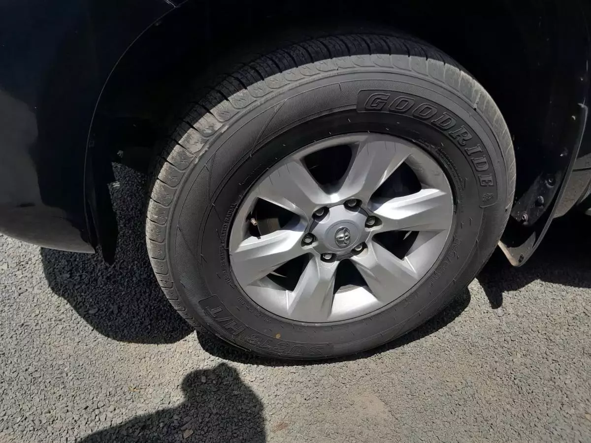 Toyota Landcruiser prado TX - 2012