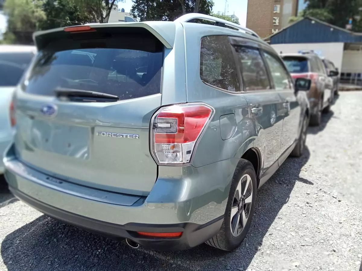 Subaru Forester   - 2018