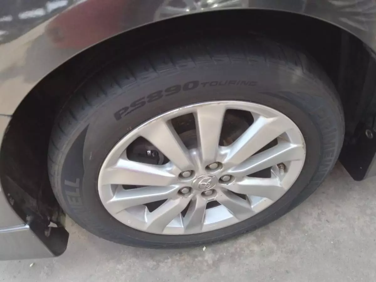 Toyota Corolla - 2010