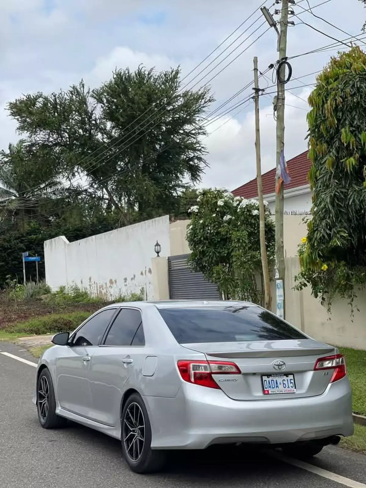 Toyota Camry   - 2014