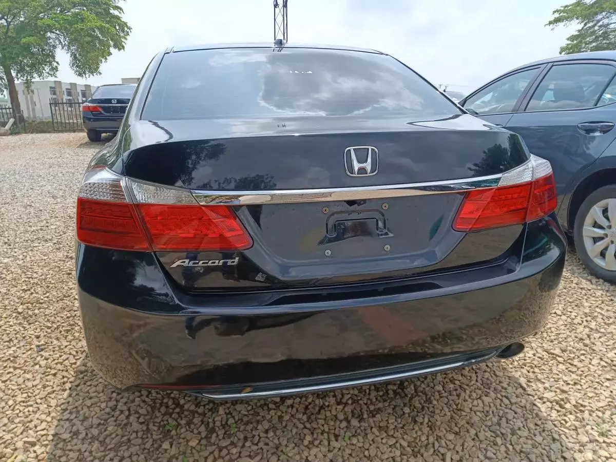 Honda Accord   - 2014