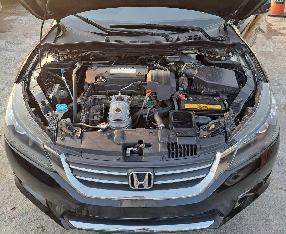 Honda Accord   - 2013