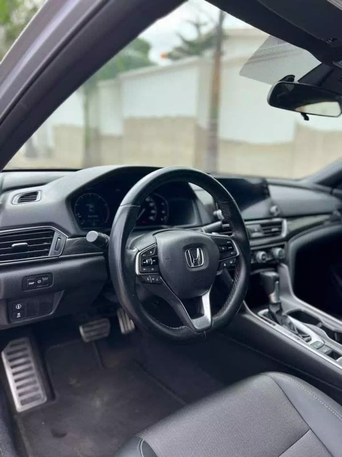 Honda Accord   - 2021