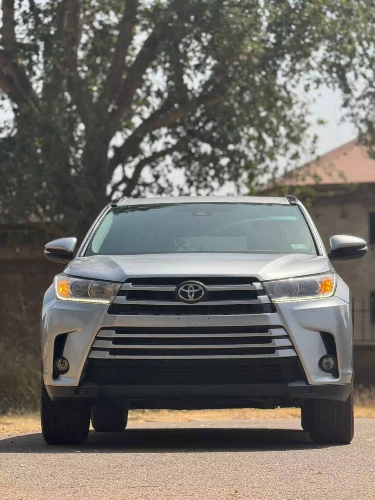 Toyota Highlander   - 2019