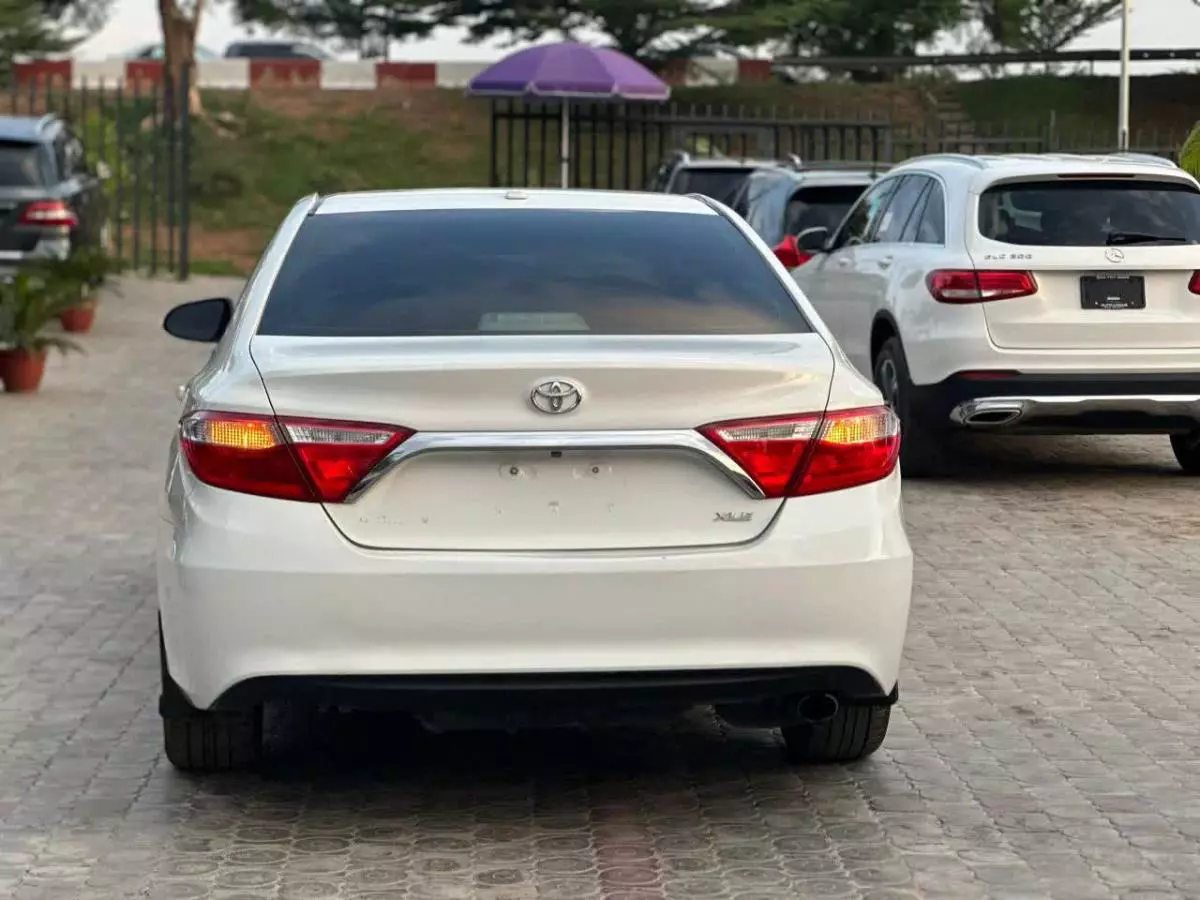 Toyota Camry   - 2015