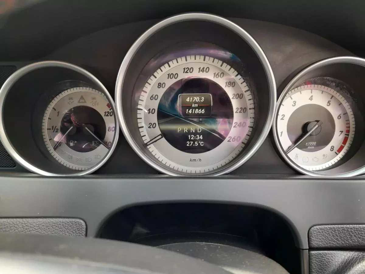 Mercedes-Benz C 180 - 2013