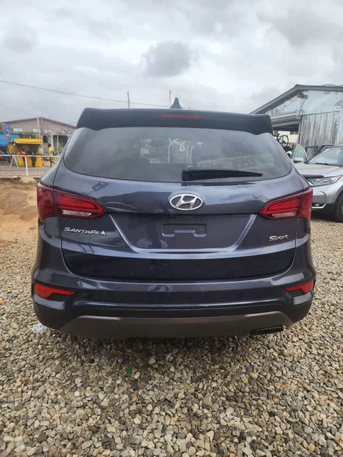 Hyundai Santa Fe   - 2017