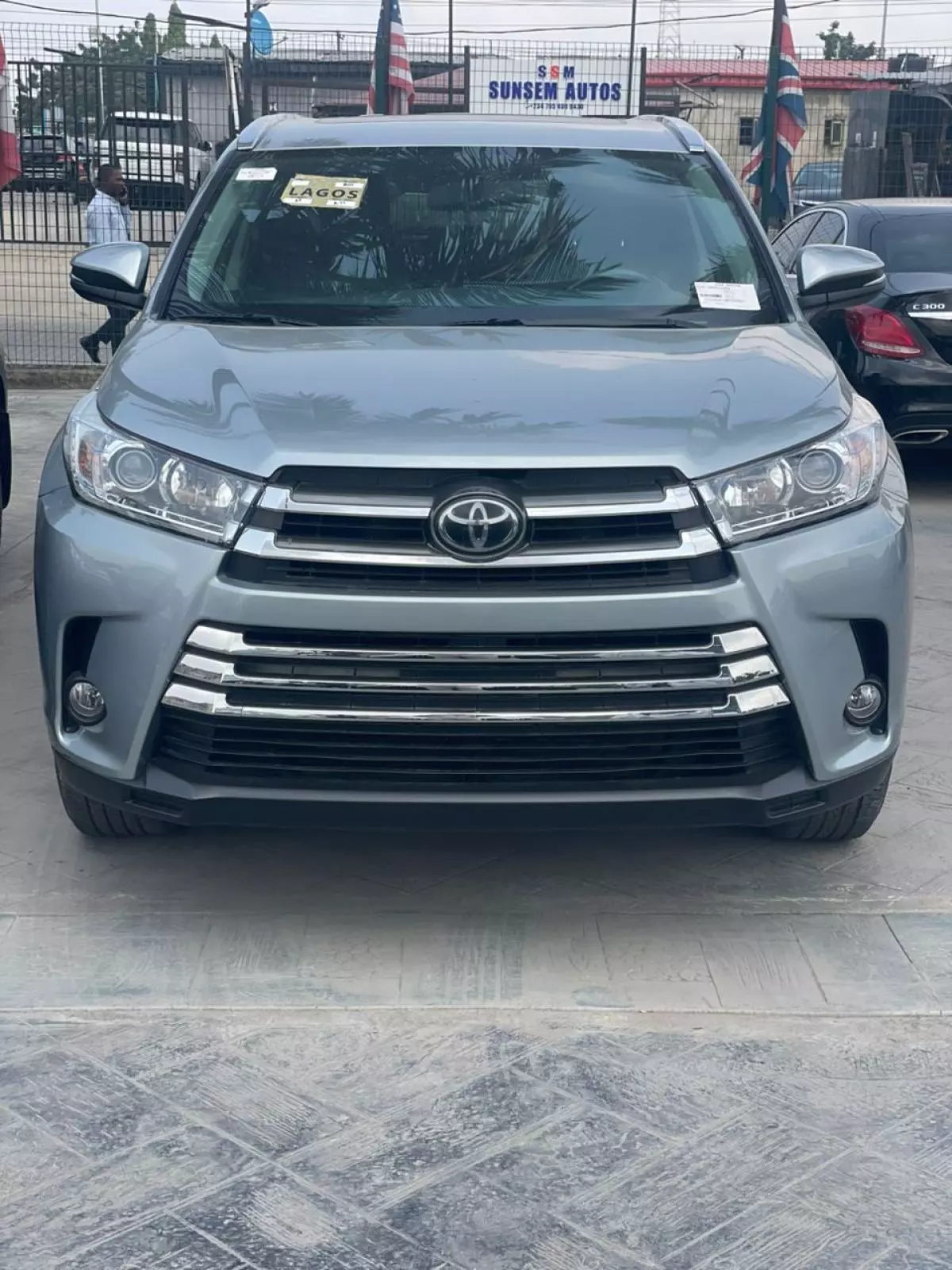 Toyota Highlander   - 2015