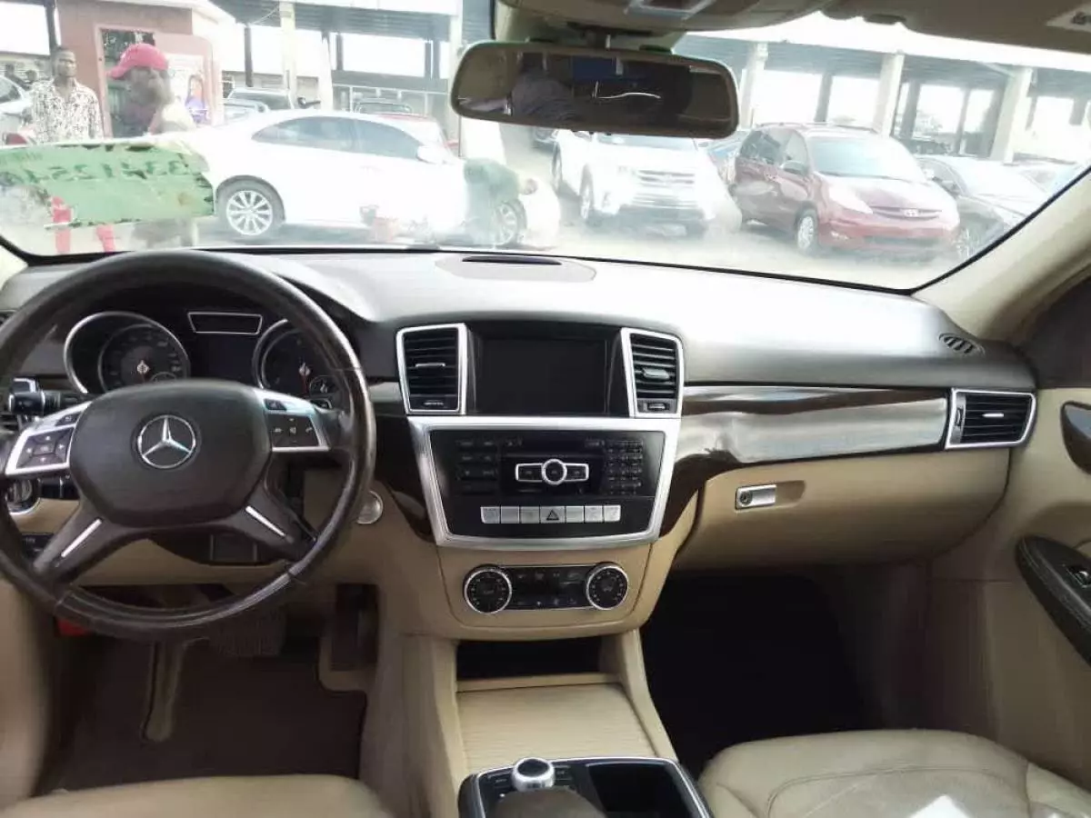 Mercedes-Benz ML 350 - 2015