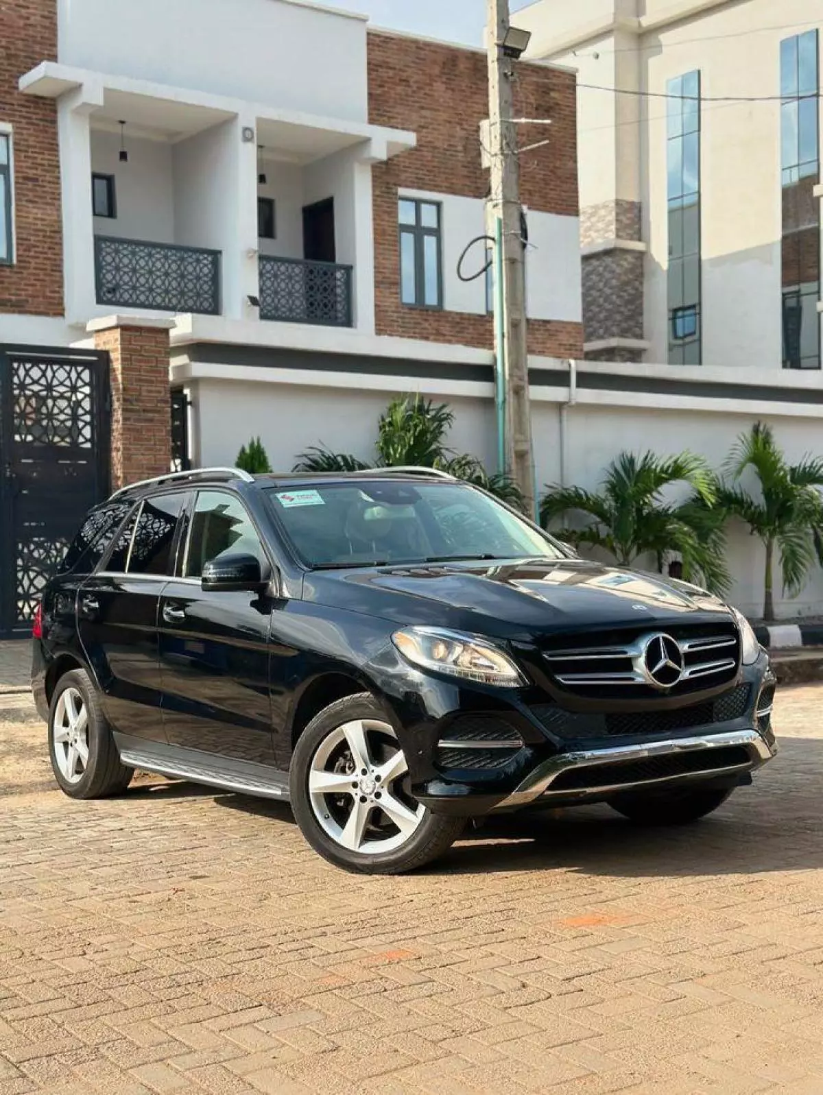 Mercedes-Benz GLE 350   - 2016