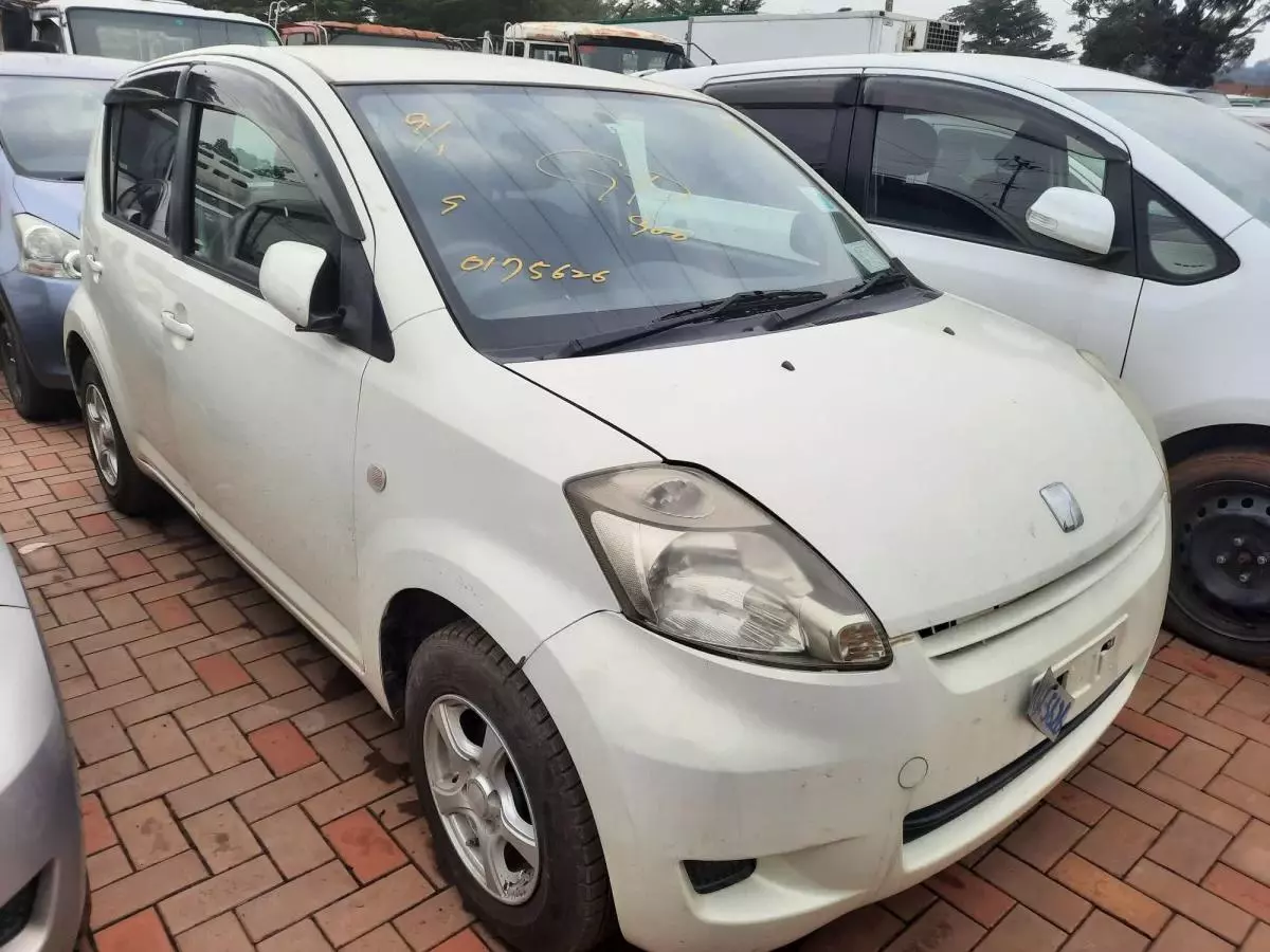 Toyota Passo - 2009