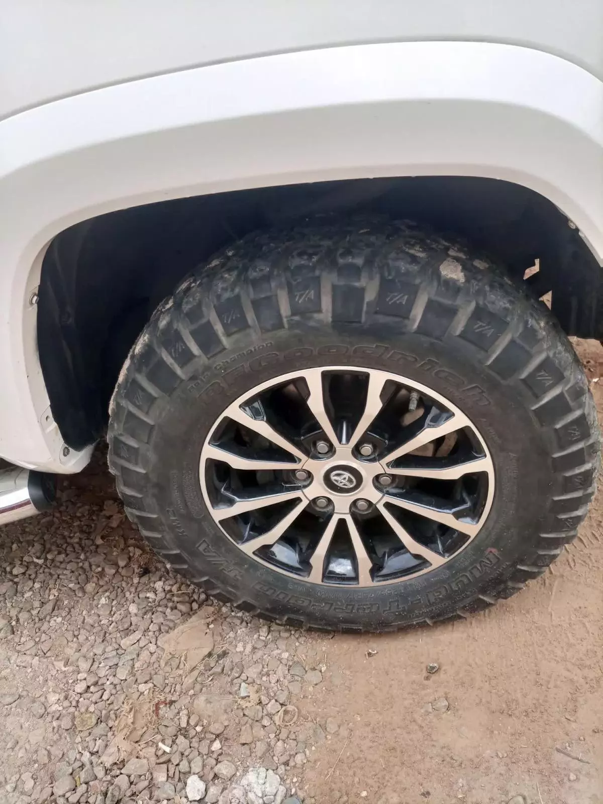 Toyota Tacoma - 2017