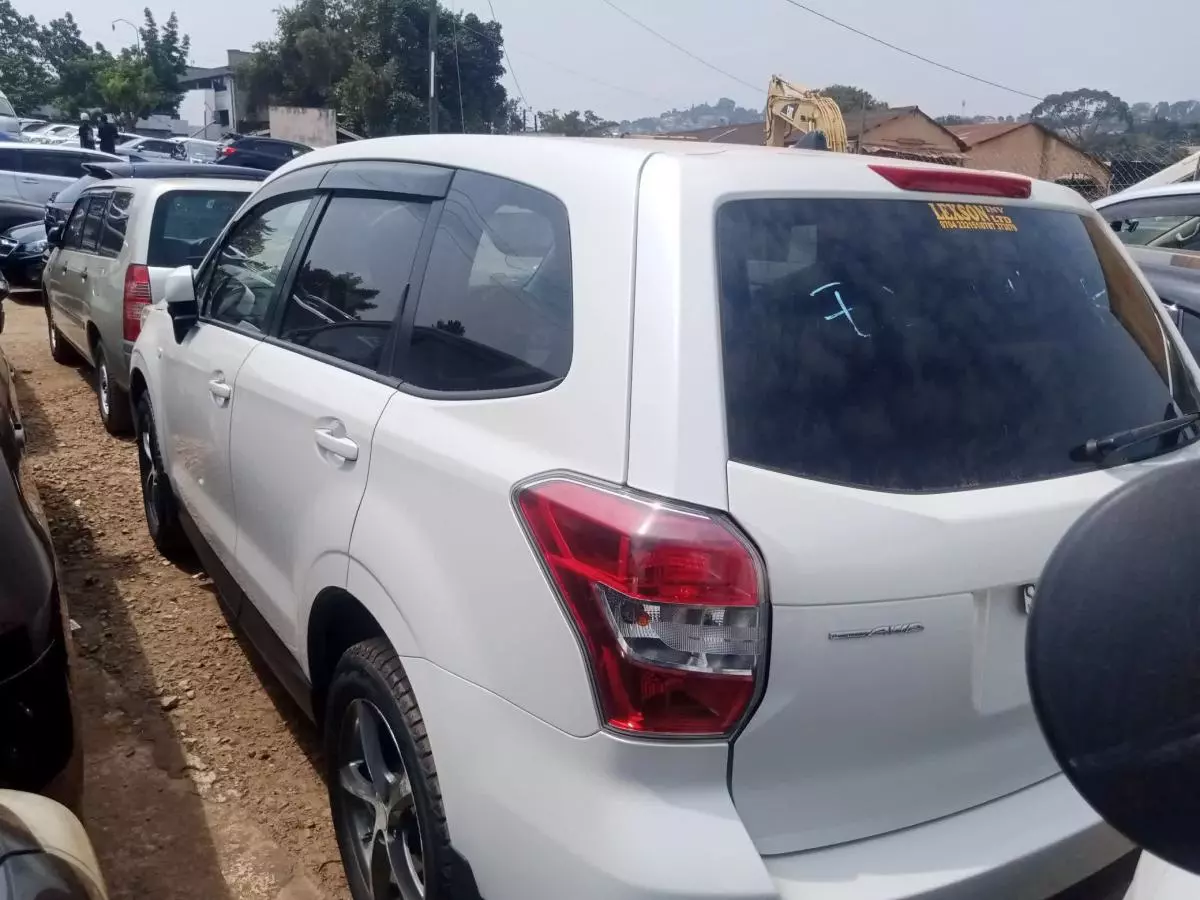 Subaru Forester   - 2015