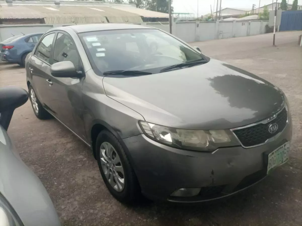 KIA Cerato   - 2011