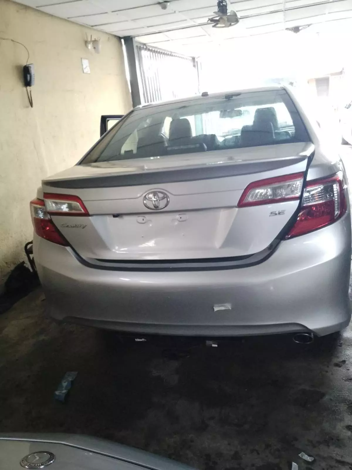 Toyota Camry   - 2012