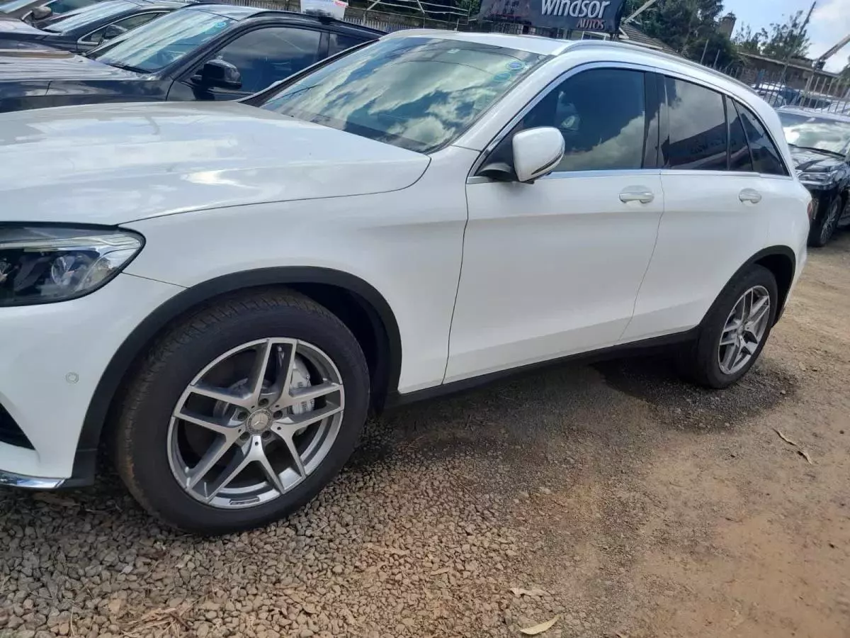 Mercedes-Benz GLC 250   - 2016