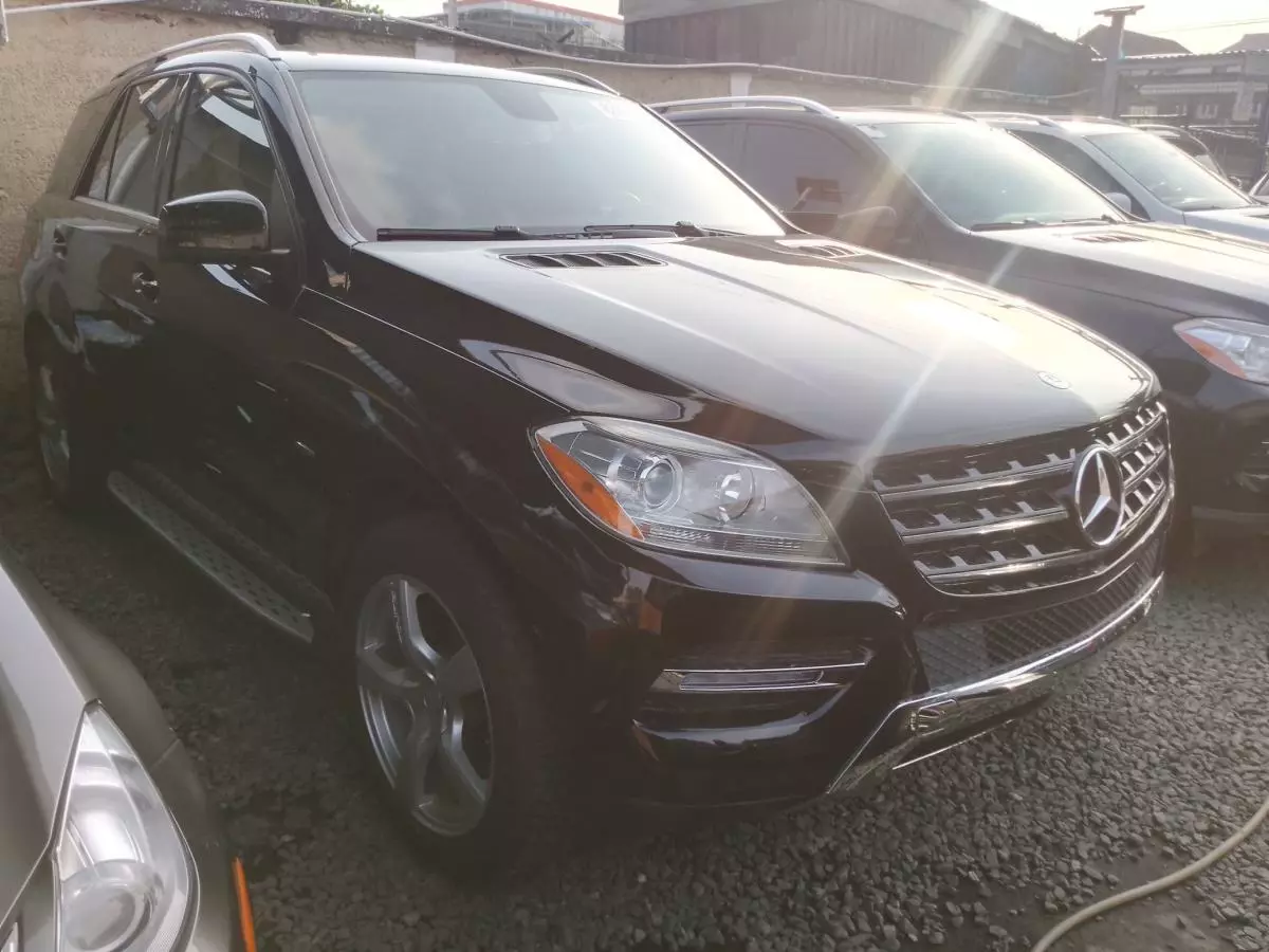 Mercedes-Benz ML 350   - 2012