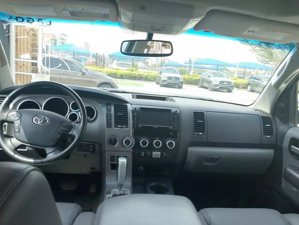 Toyota Sequoia   - 2012