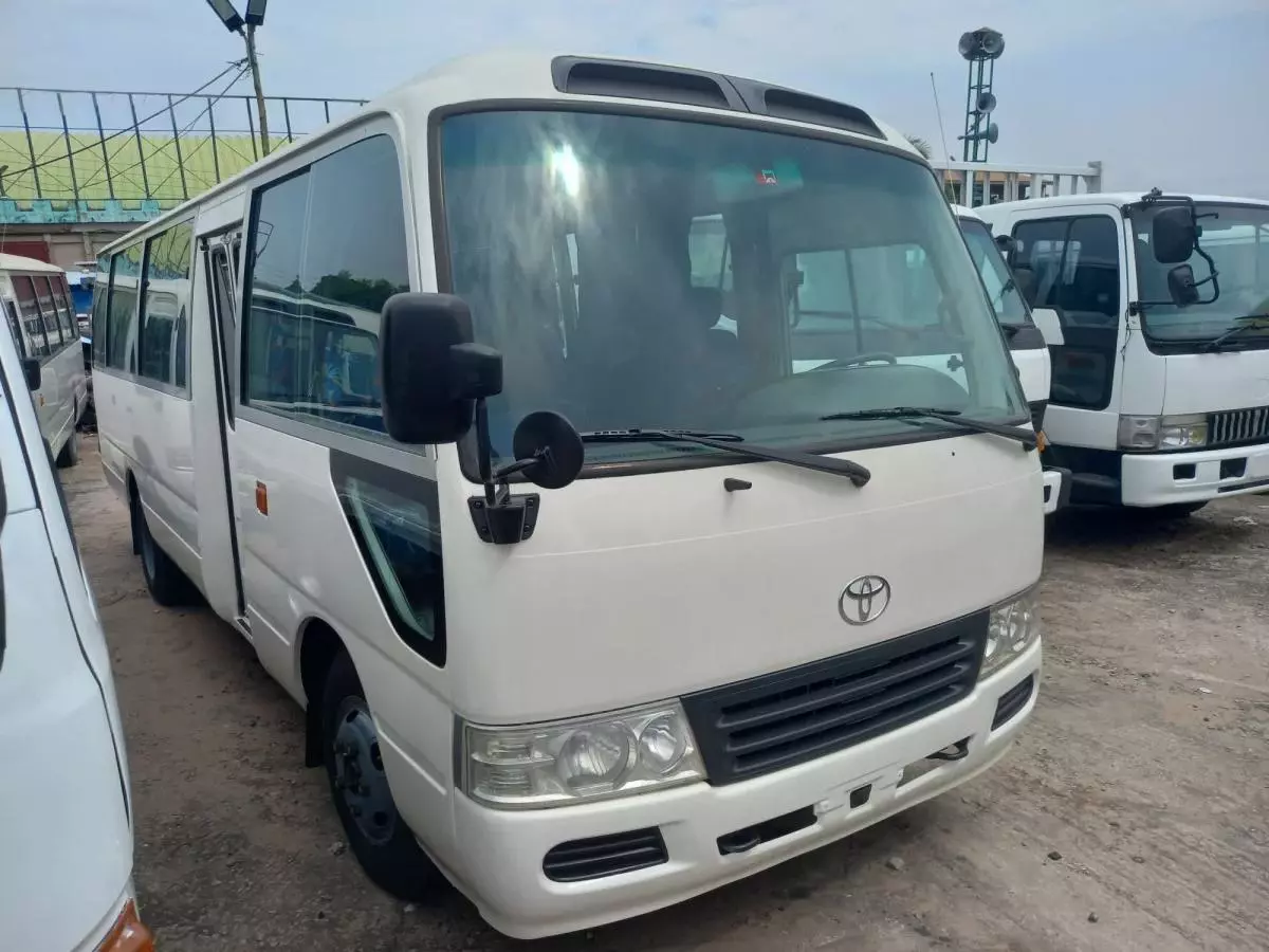 Toyota Coaster   - 2014