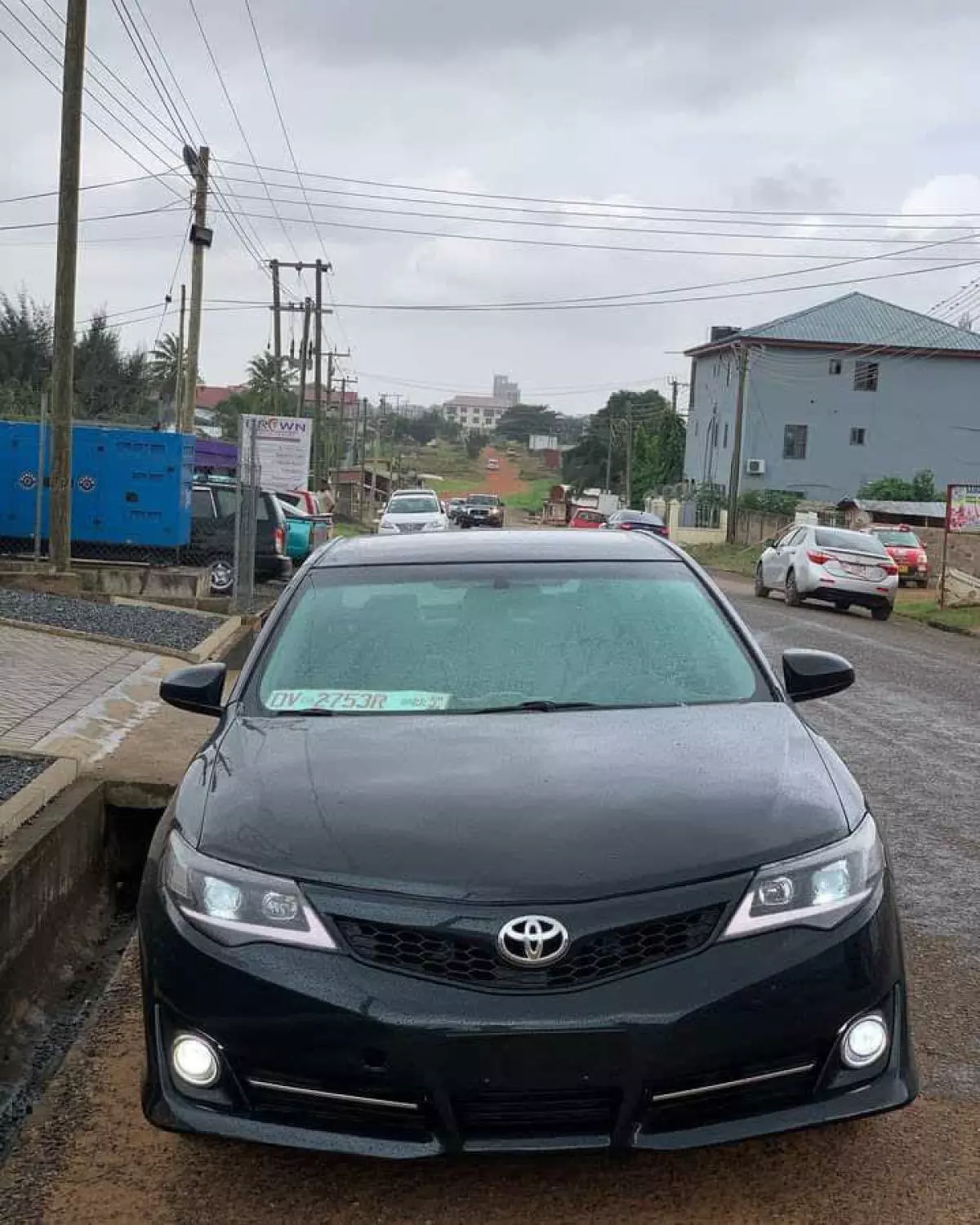 Toyota Camry   - 2013