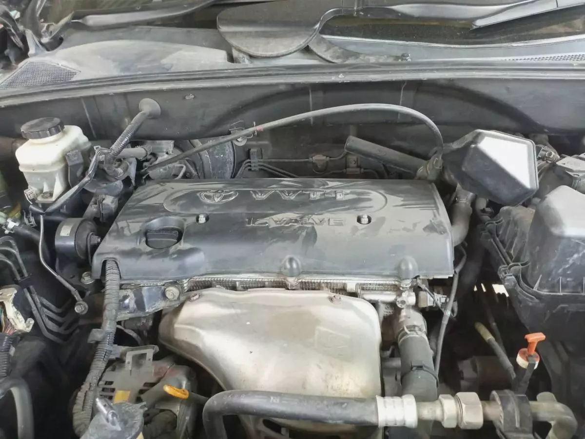 Toyota Harrier - 2012