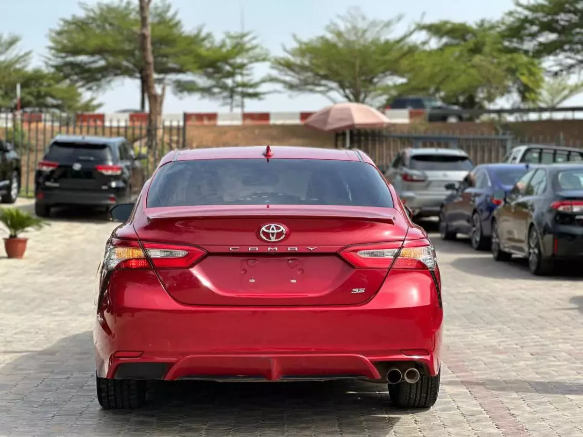 Toyota Camry   - 2019