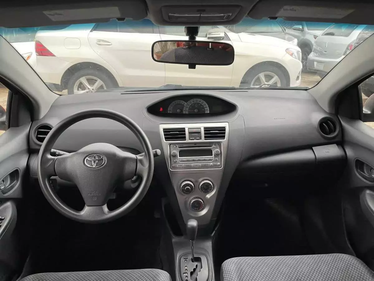 Toyota Yaris   - 2007