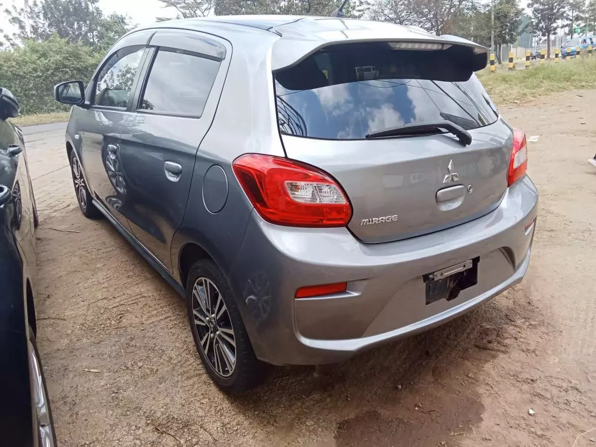 Mitsubishi Mirage   - 2018