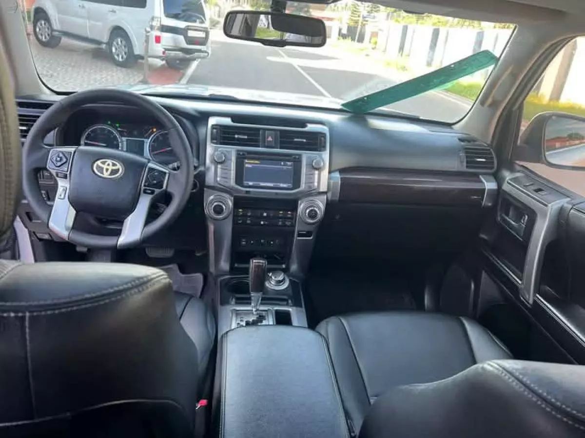 Toyota 4-Runner   - 2015