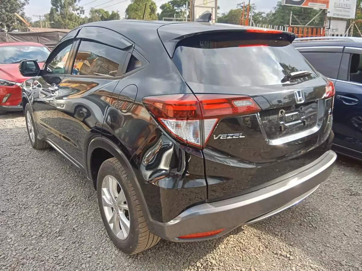 Honda Vezel Hybrid   - 2017