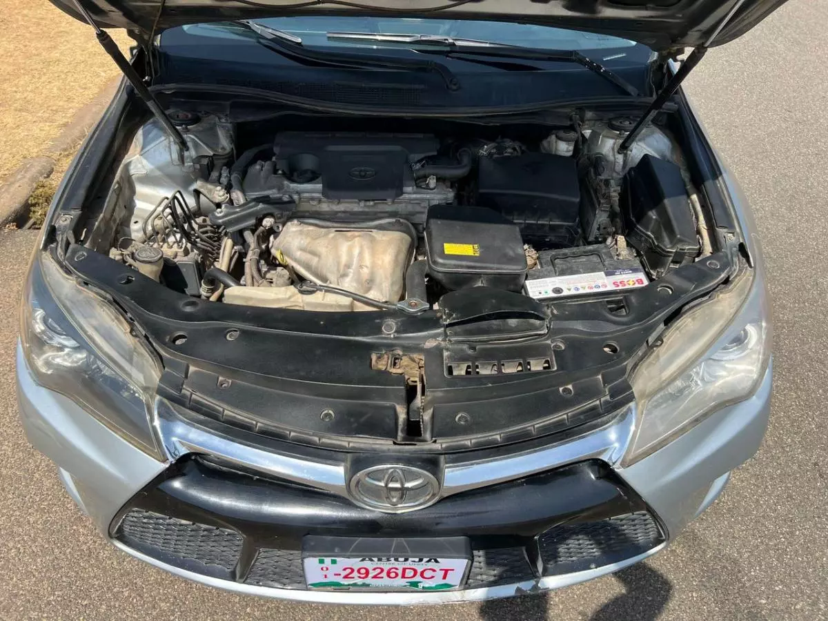 Toyota Camry   - 2015