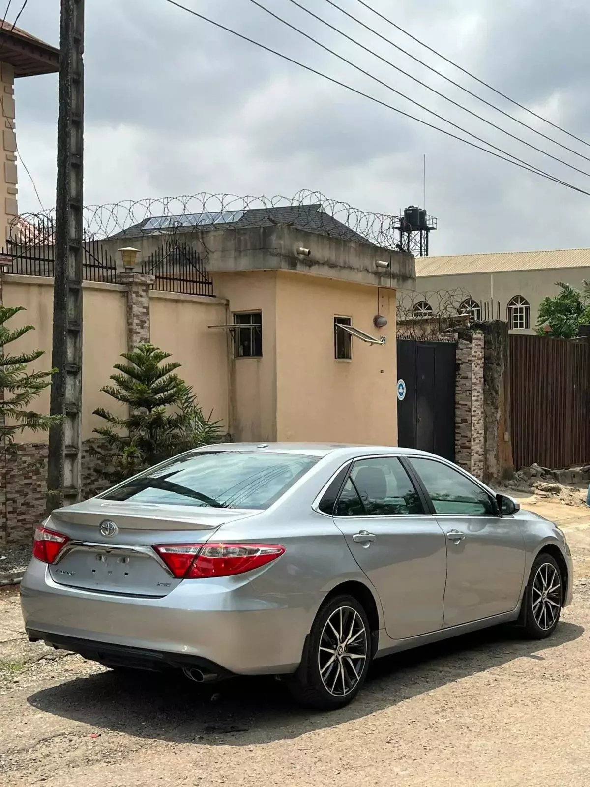 Toyota Camry   - 2015