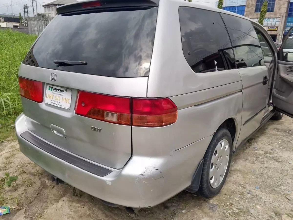 Honda Odyssey   - 2001