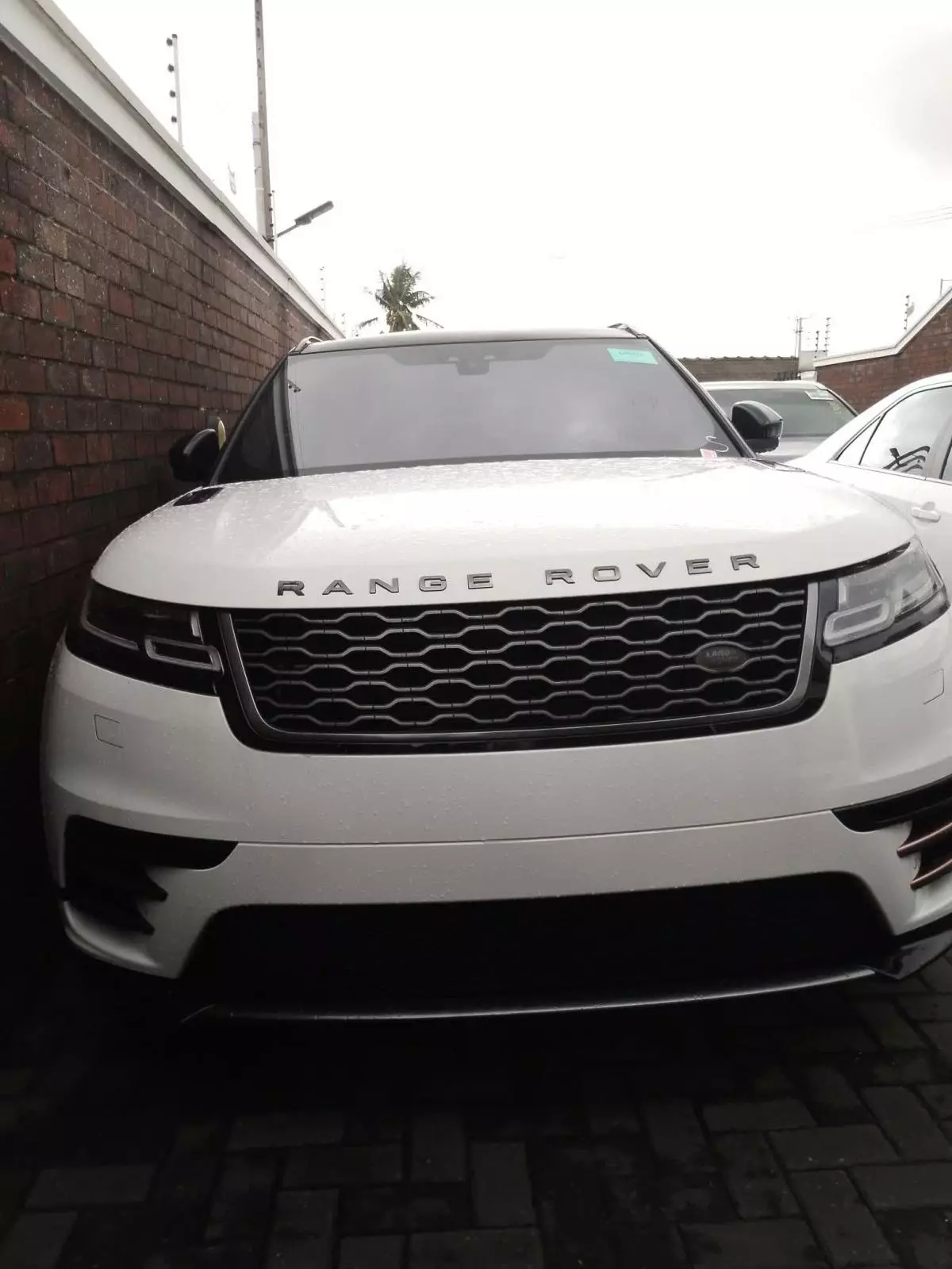 Land Rover Range Rover Velar   - 2018