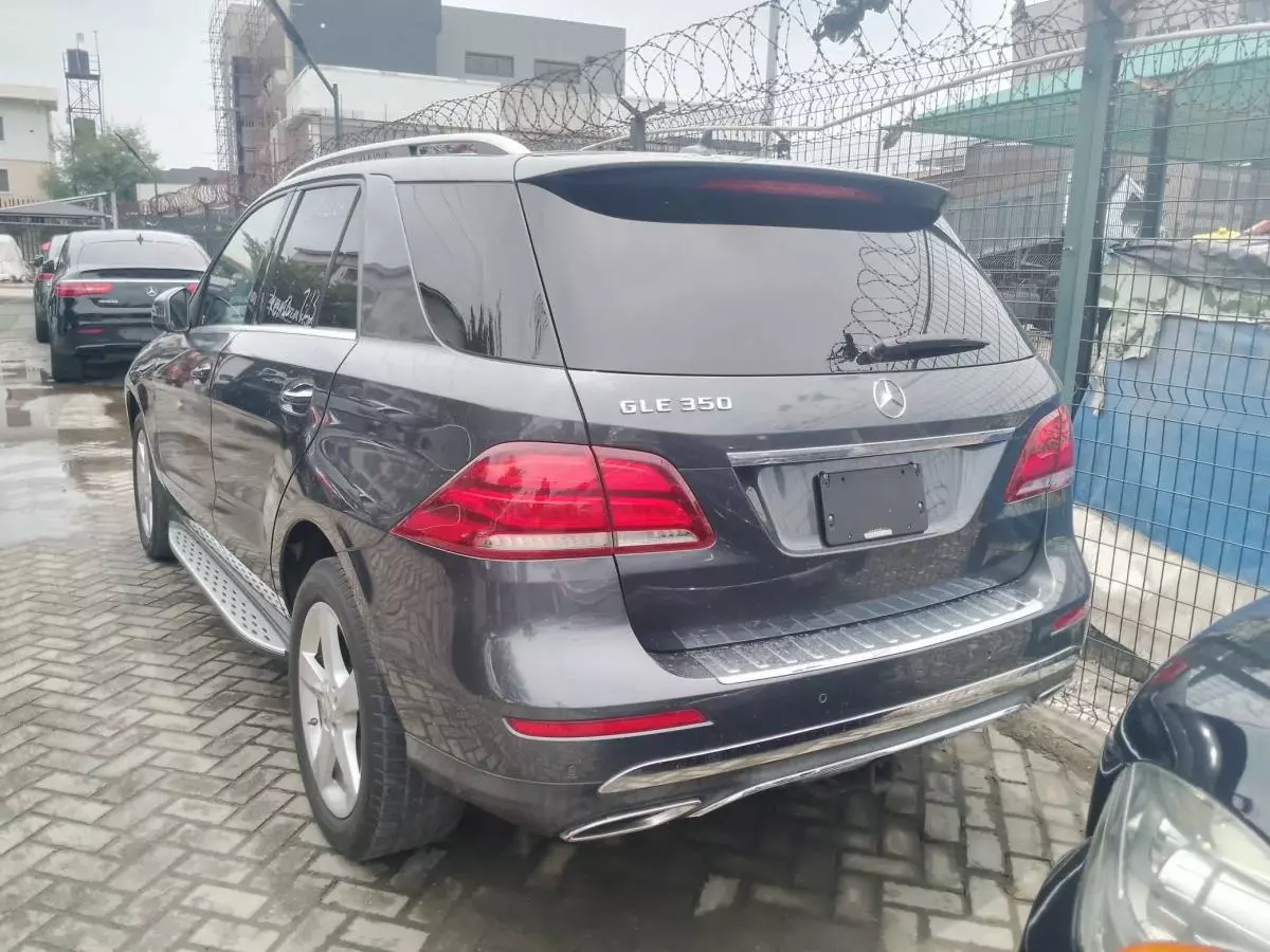 Mercedes-Benz GLE 350   - 2016