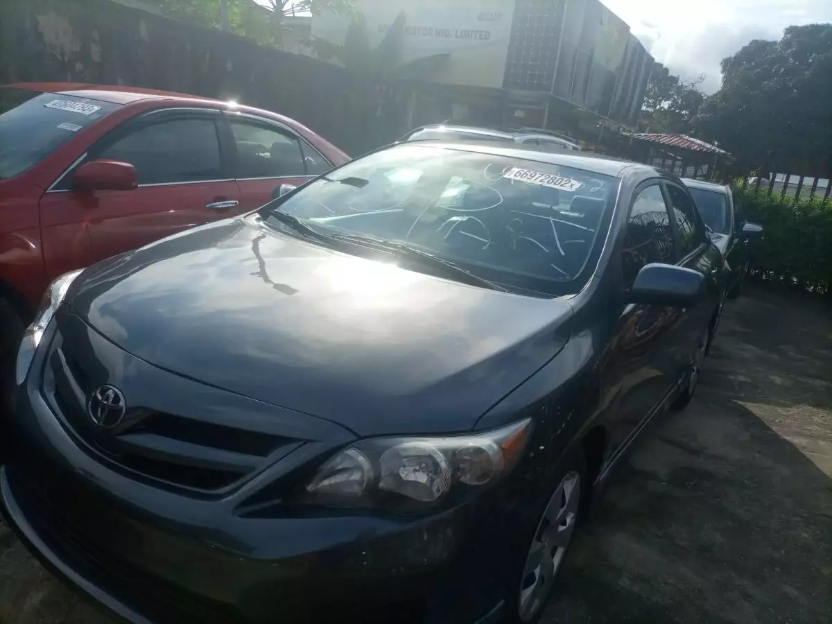 Toyota Corolla - 2011