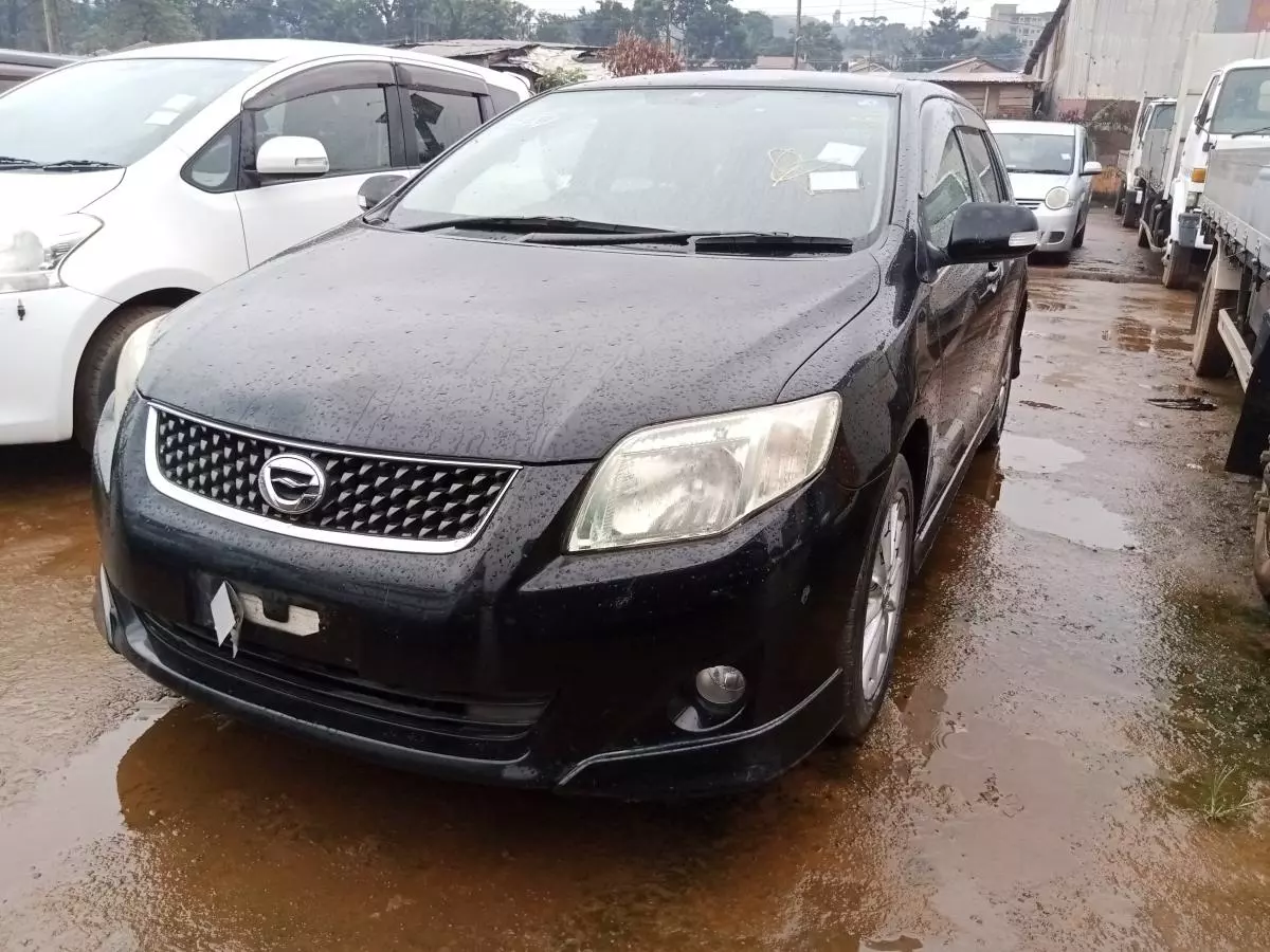 Toyota Fielder    - 2009