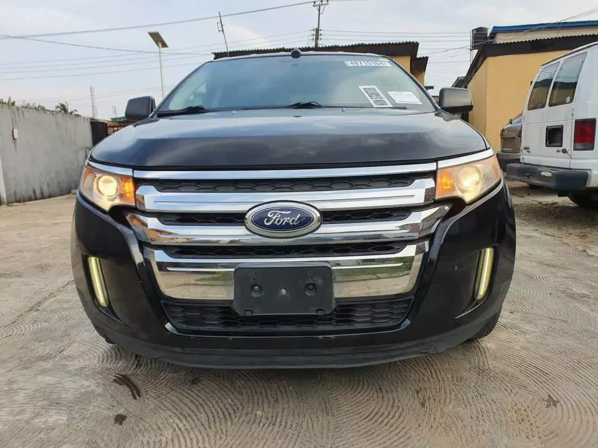 Ford Edge   - 2011