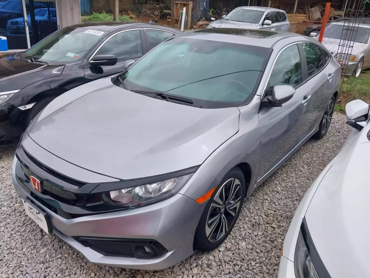 Honda Civic   - 2016