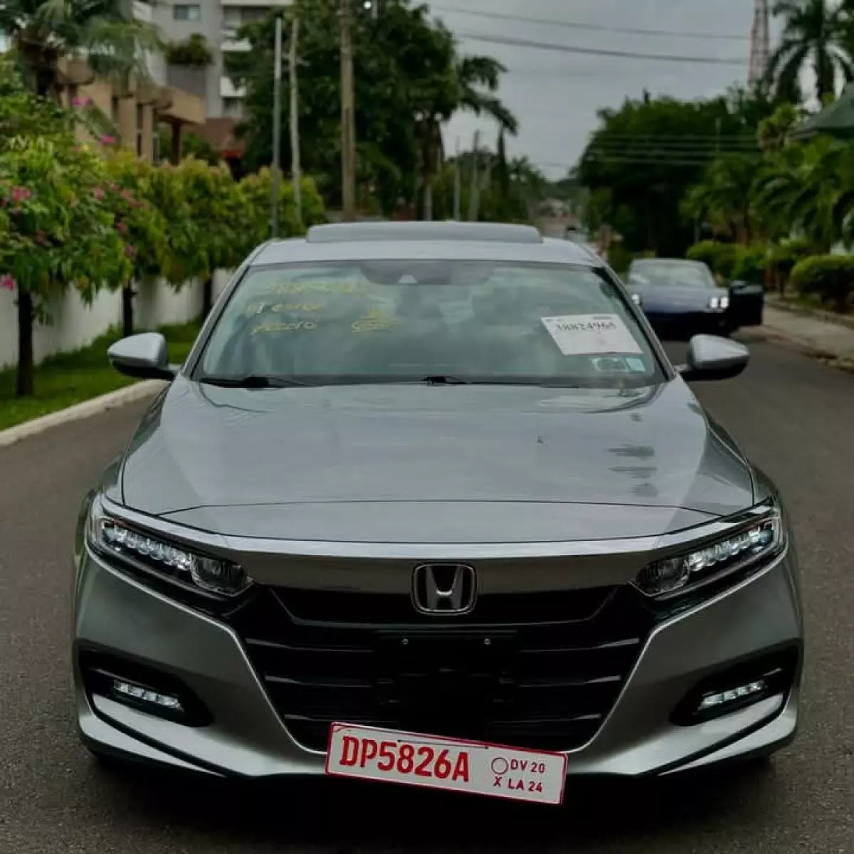 Honda Accord   - 2019