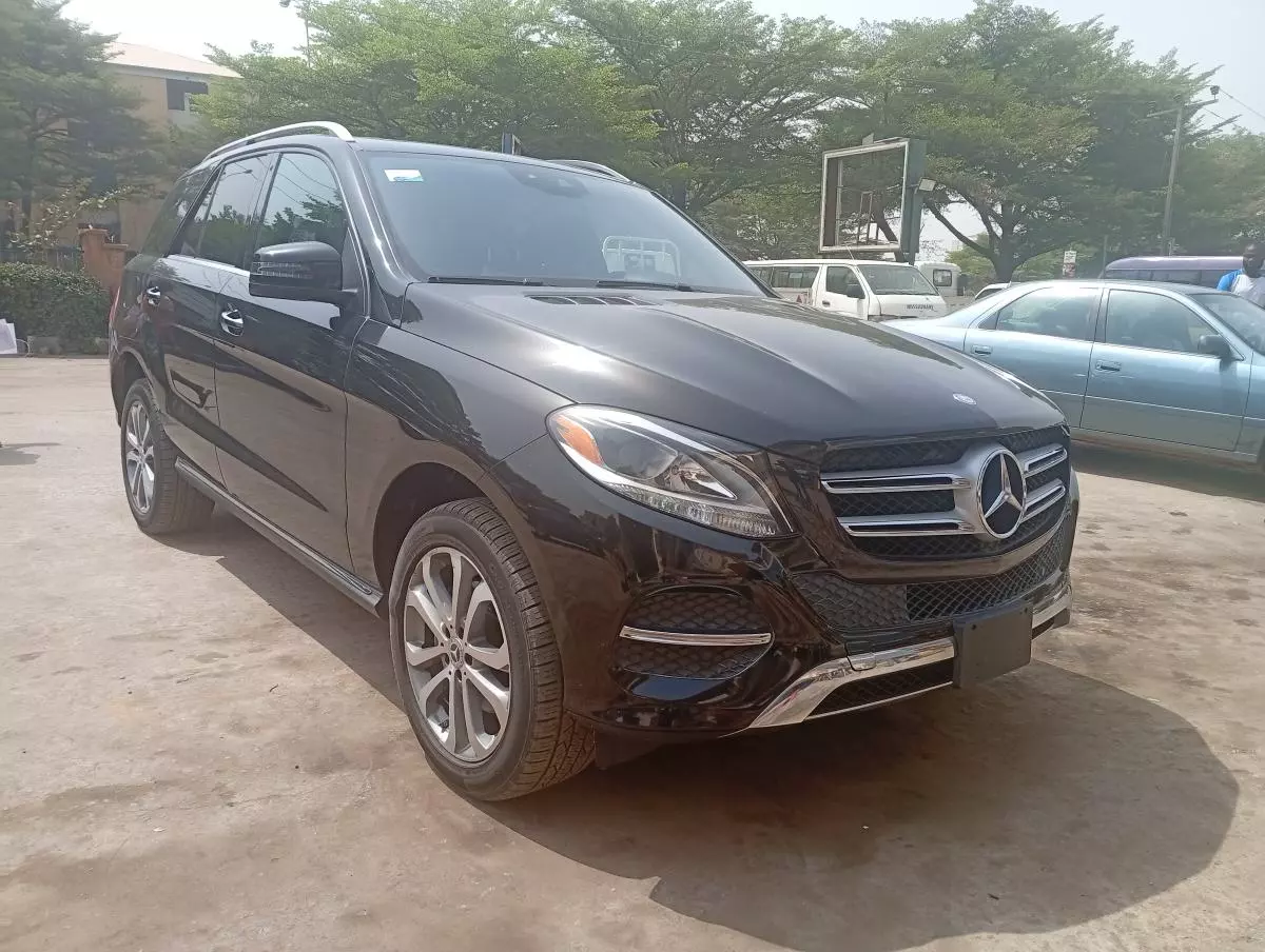 Mercedes-Benz GLE 350   - 2016