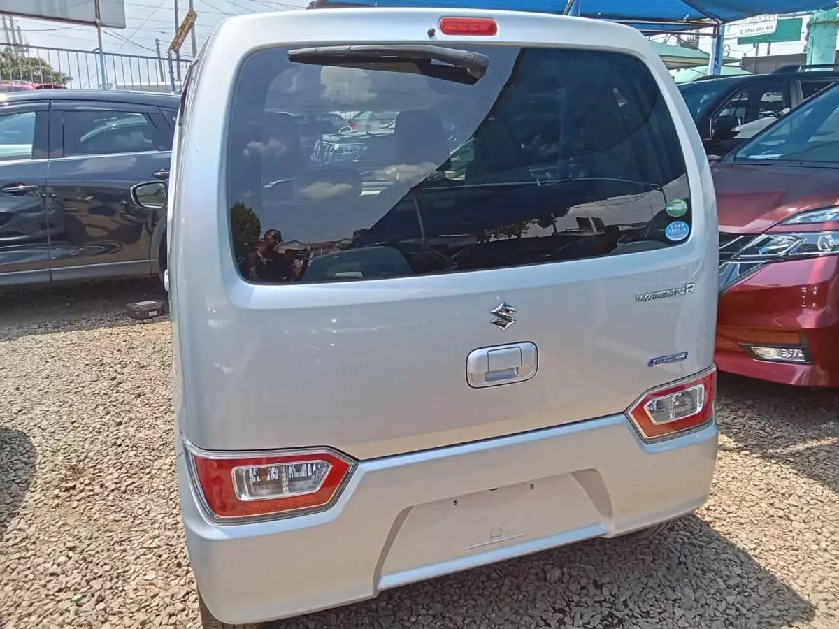 SUZUKI Wagon R   - 2017