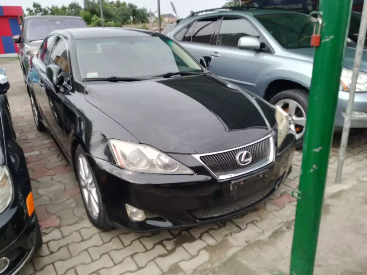 Lexus IS 250   - 2008