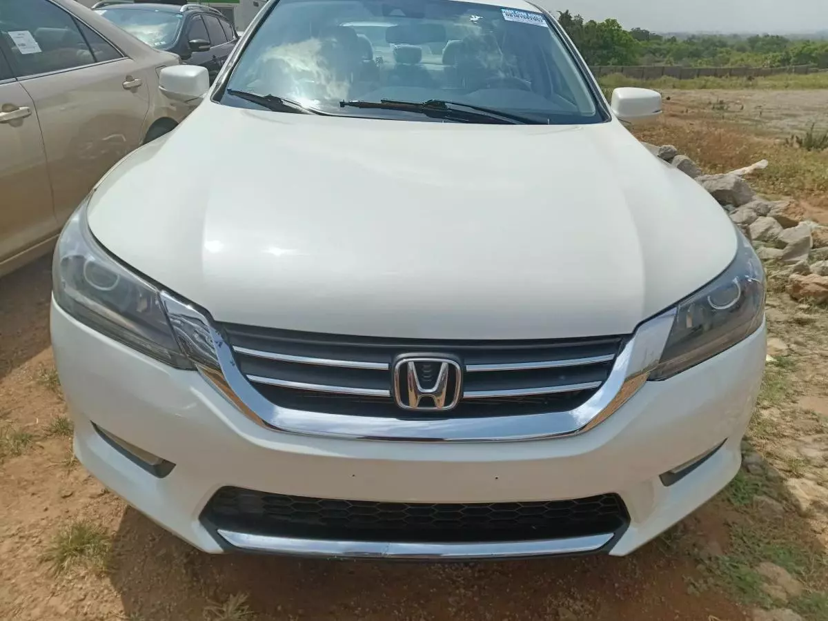 Honda Accord   - 2013