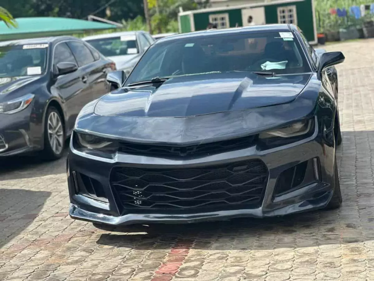 Chevrolet Camaro   - 2015