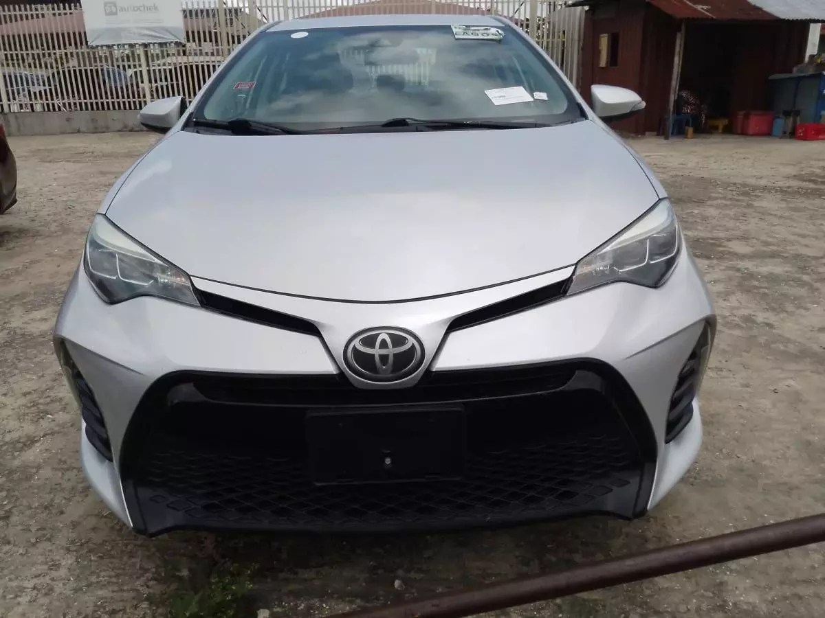 Toyota Corolla   - 2017