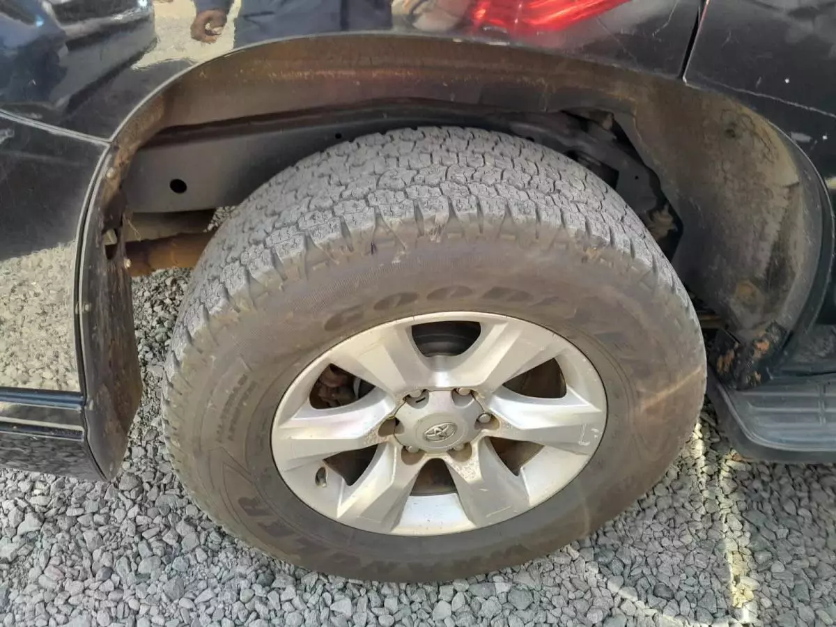 Toyota Landcruiser prado TX - 2011
